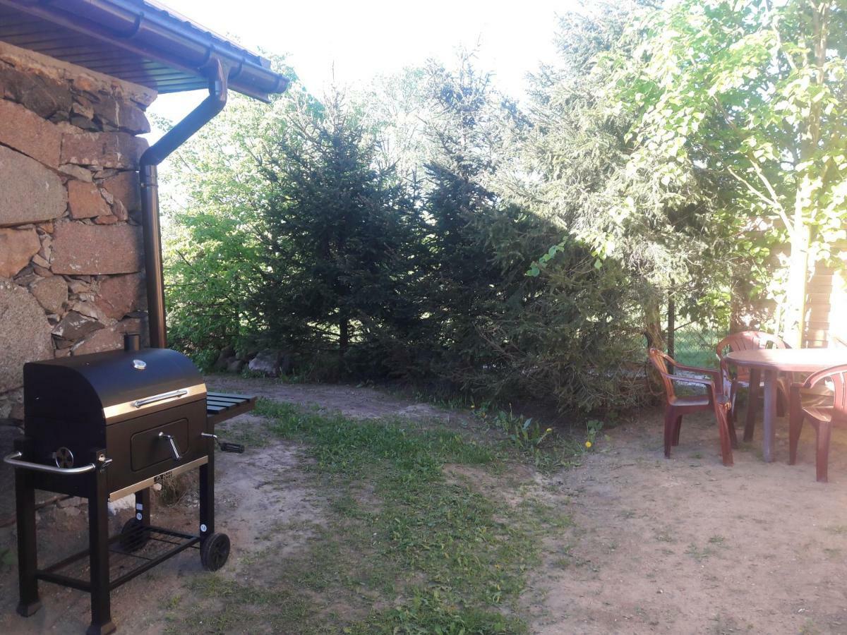 Dolistowka: Apartamenty z Jacuzzi, Ogrodem i Placem Zabaw Goniadz Exterior photo